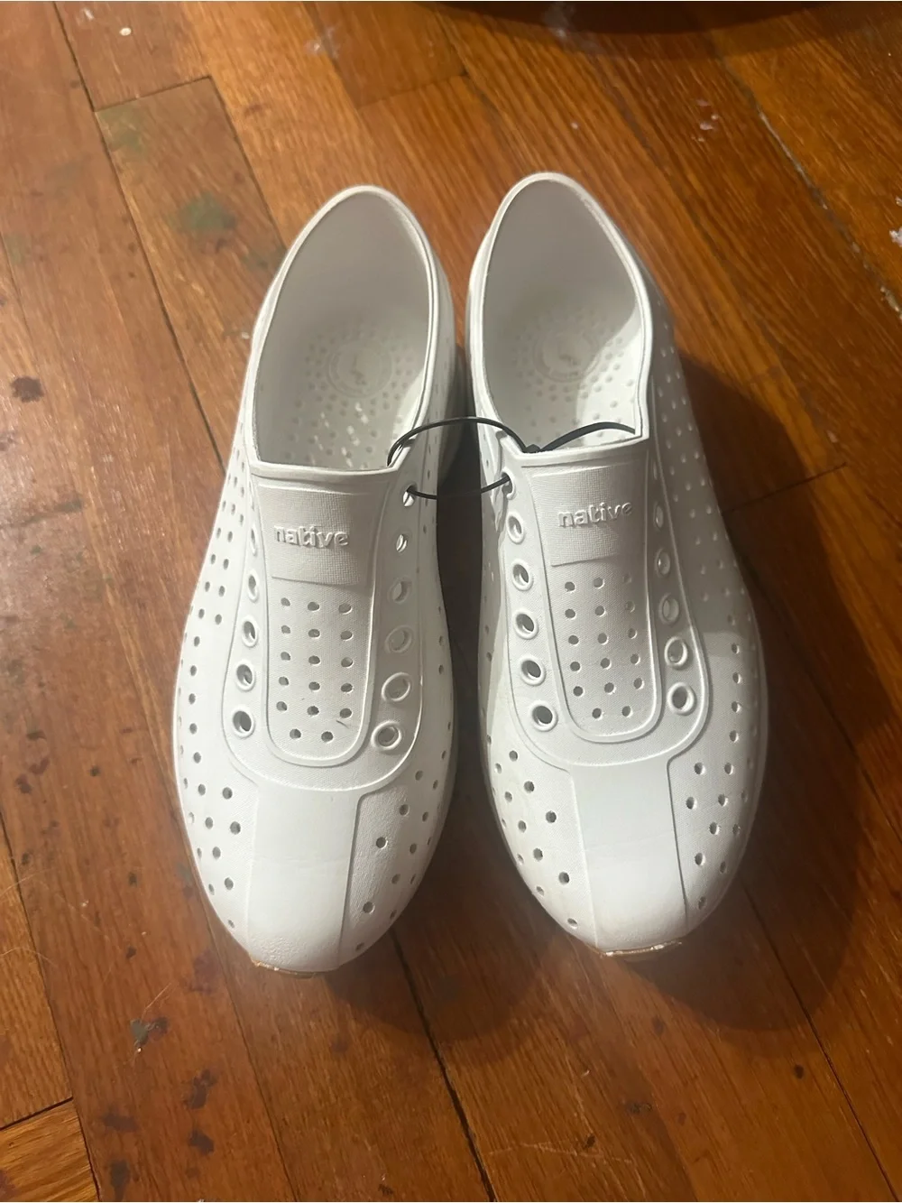 Native Unisex Jefferson Sneaker White Sugar lite Size J5